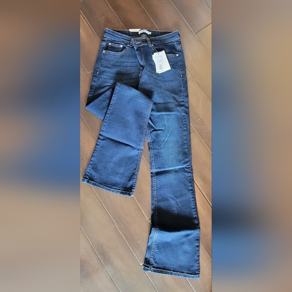 Jeans - Picture 2 of 2